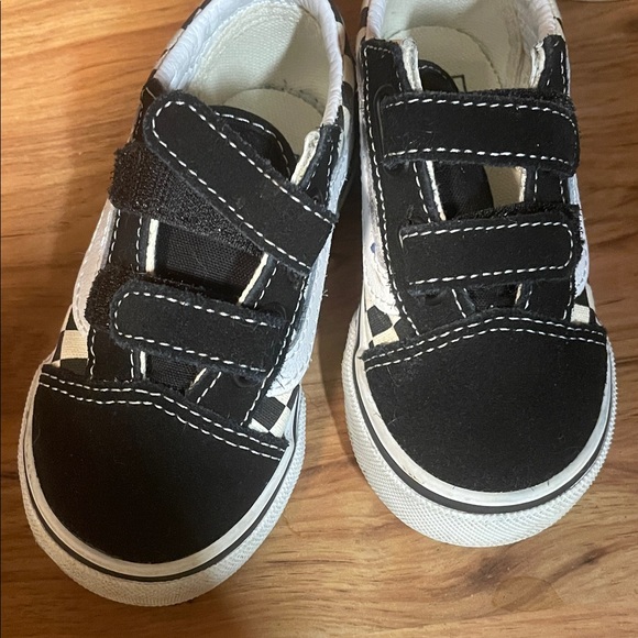 Vans Kids Black and Cream Checkered Sneakers - Picture 5 of 7